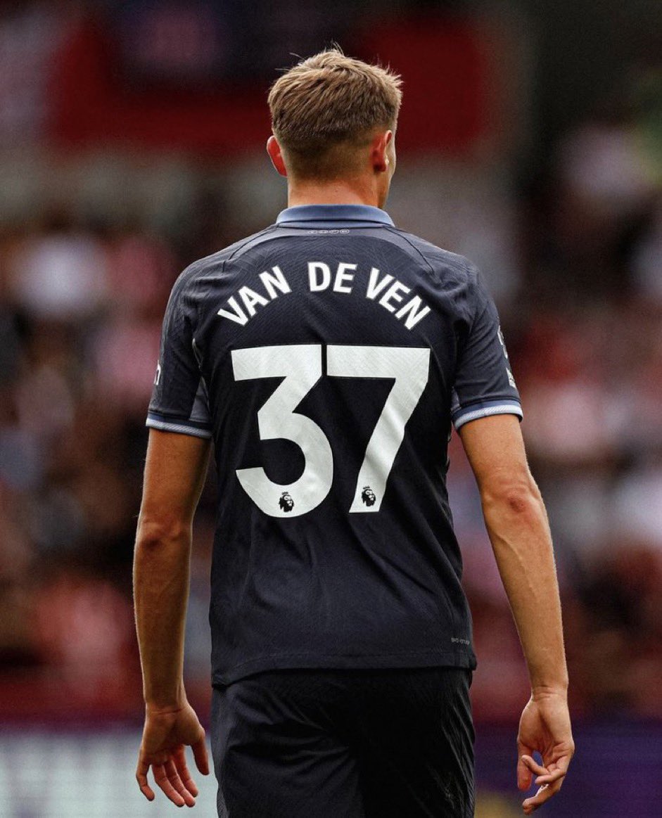 🎙️Micky van de Ven on why he joined #Tottenham: 