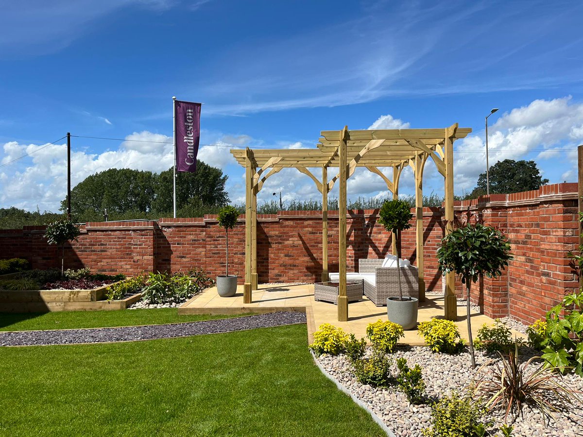 The show home and sales office at Elderwood Parc is now open! 

Elderwood Parc is a 269 new home development located in Portskewett, working in partnership <a href="/Lovell_UK/">Lovell</a> <a href="/MelinHomes/">MelinHomes</a> and <a href="/MonmouthshireCC/">Monmouthshire / Sir Fynwy</a>  
A huge thank you to everyone involved. Read more 👇
linkedin.com/feed/update/ur…