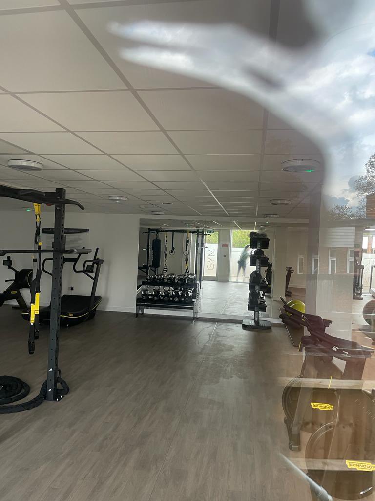MissFliss90's tweet photo. @A2DominionHelp Please can you advise why the Gym that residents were promised 2yrs ago on Walton Court Gardens still hasn’t been opened? Last update back in March was it would open soon…
Fully functional gym ready to go but not open due to petty politics between A2 and @CrestNicholson https://t.co/HYAqVbCtDV