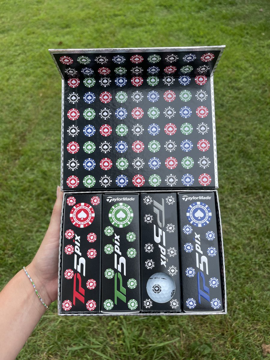 Who wants ‘em?! 🚨 Woke up feeling like these would look better in your bag than mine 😉 Looking to send @TaylorMadeGolf’s limited edition Poker box to one of you. Play ‘em? Display ‘em? Whatever you want! Here’s How to Enter: 👉🏽 Retweet 👉🏽 Follow @MyGolfSpy