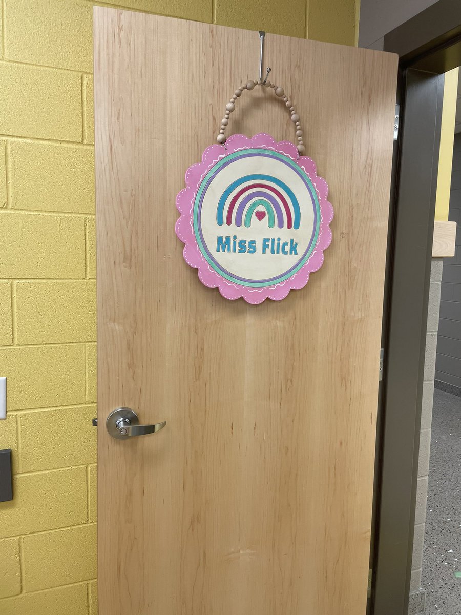 Miss Flick tweet media