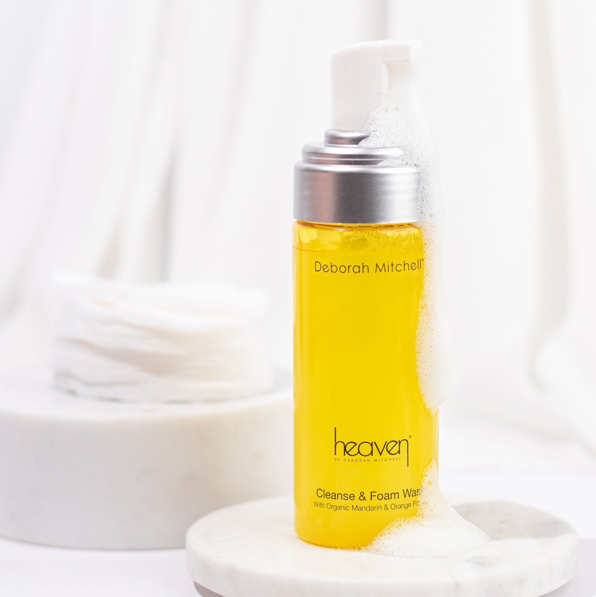 heavenskincare's tweet photo. Experience my Cleanse and Foam daily face wash and let the power of foam whisk away impurities for a refreshed, silky-smooth complexion 🌸✨ #HeavenSkincare #SummerCleanse https://t.co/pBtSKETyZb https://t.co/UXxAEsJ73i