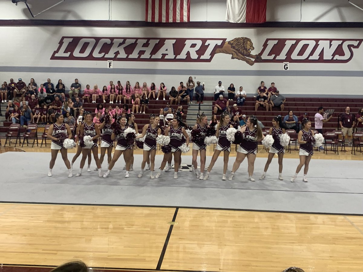 MaiorkaMath's tweet photo. Excited for the future of these Lions! You could feel the spirit last night at #RoarRally. #ExpeditionExceLLence #GritandGanas https://t.co/m2lvPAAsDx