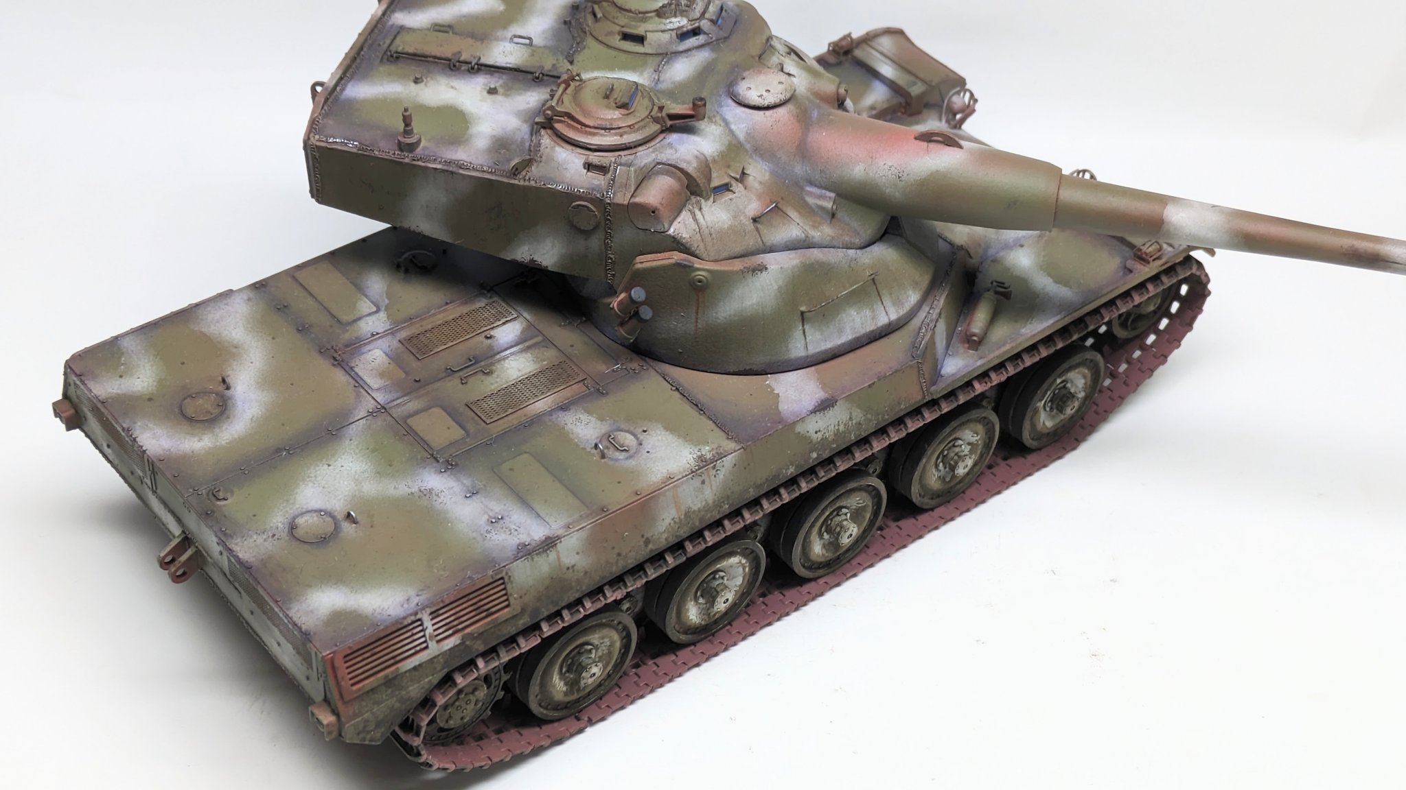 アミュージングホビー 1/35スケール　AMX-50(B) wotb 仕上げ Amazon | アミュージングホビー 1/35 フランス 重戦車 AMX-50(B