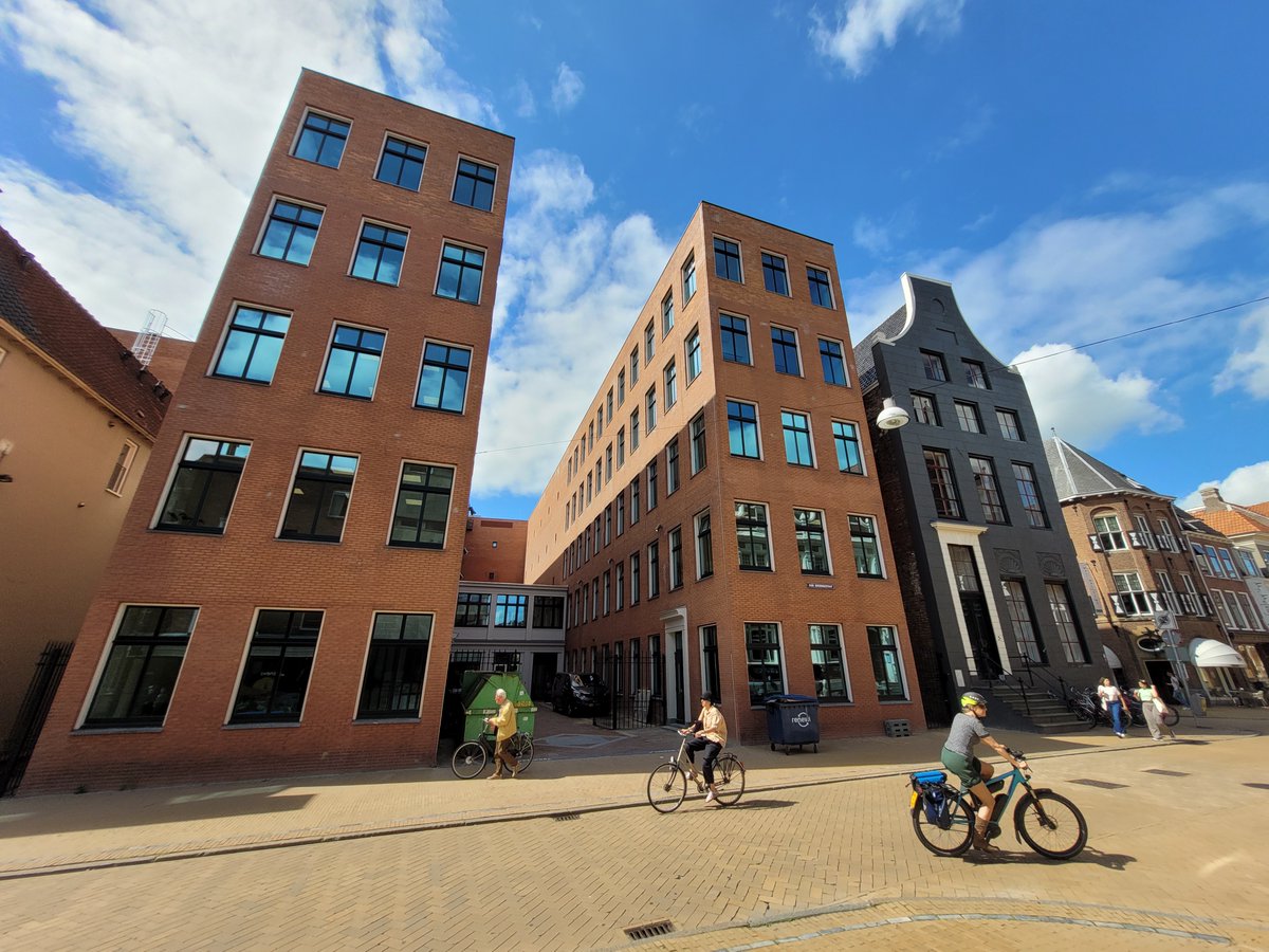 GroningenLaw's tweet photo. The Faculty of Law officially began moving into its new home at Oude Boteringestraat 18 today, the Rölinggebouw/Röling Building! https://t.co/Gm6TQCuyvr