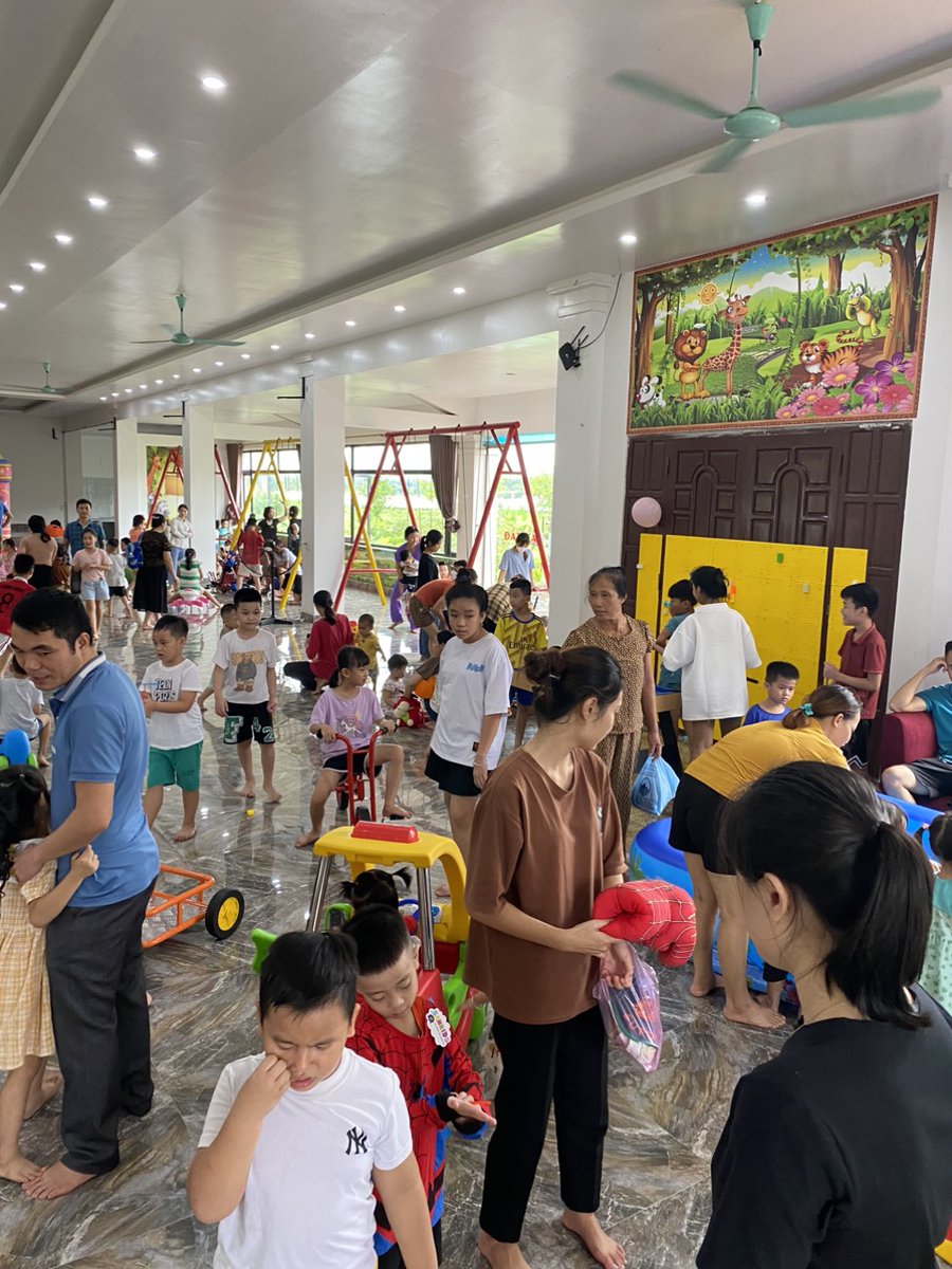 Khu vui chơi trẻ em ở Thanh Hóa, đông quá thể