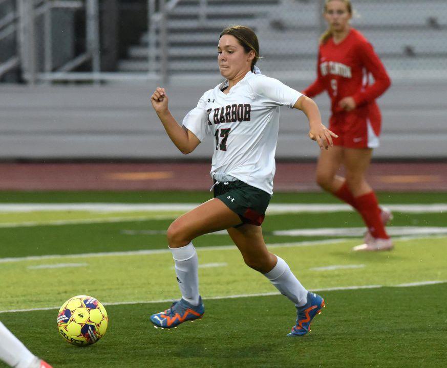 RegisterSports's tweet photo. Oak Harbor 5, Port Clinton 4 last night in a game of the year candidate 😮 

📰 Story: https://t.co/yJ9LJWLbQf https://t.co/OfI5x37C2s