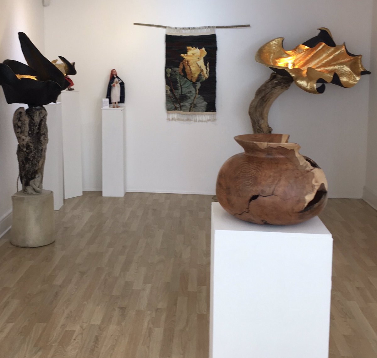 AngelaBradyDesigns tweet media