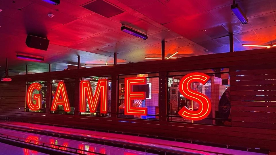 PowerFloTech's tweet image. We all know that employee engagement is important, but do you know just how much it can impact your organization's success? Let's rewind to the awesome employee outing we had recently at the bowling alley! 🎳
#employeeouting #employeeengagement #teamwork #powerflotechnologies