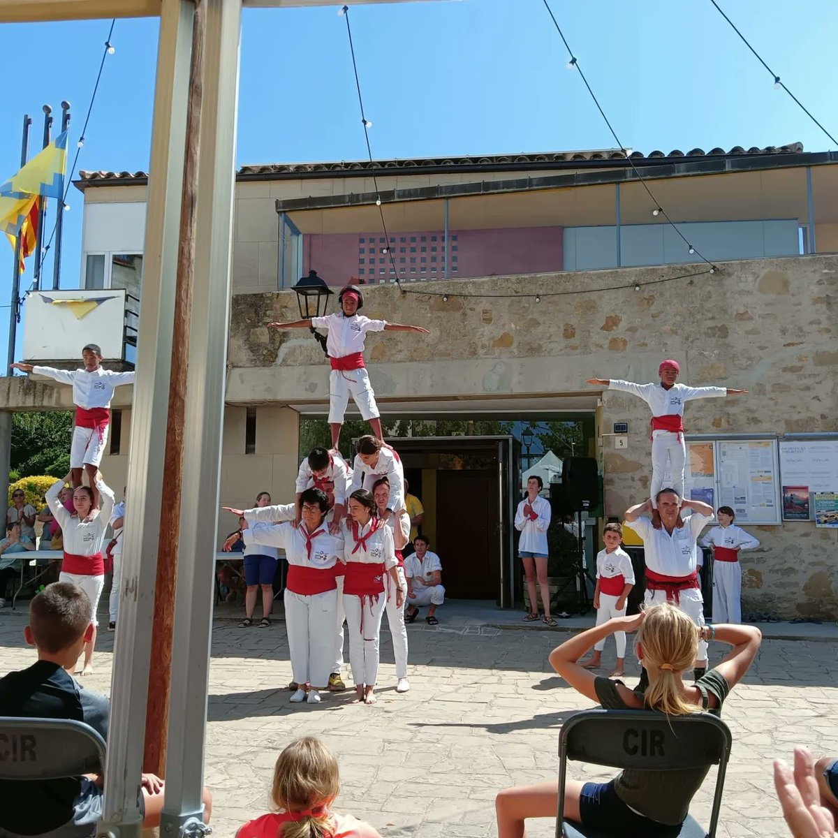 Gran actuació dels falcons a la festa major de Castellcir!! Amunt falcons !!! ❤️❤️🤩🤩