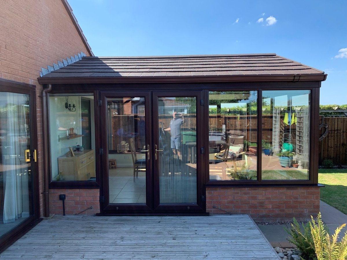 CRSWirral's tweet photo. From a conservatory that was too hot in the summer &amp; too cold in the winter, to a room that can now be used all year round thanks to the Guardian Warm Roof.
(Swipe to see the before)

 https://t.co/r90s1v5UUI
 0151 604 0040
 info@crswirral.co.uk
#crswirral #guardianwarmroof https://t.co/cfa6BINBJv