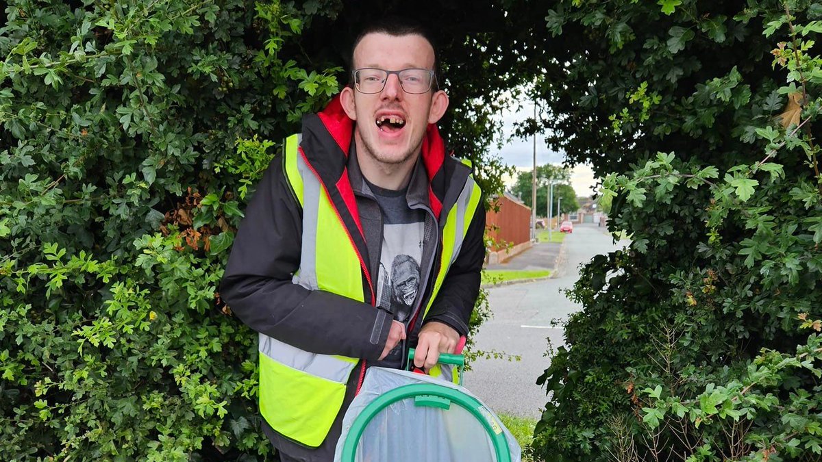 What a fab article about Loyd's litter-picking fundraising challenge in <a href="/standardchester/">Chester Standard</a> ▶ chesterstandard.co.uk/news/23716748.…

Almost £700 raised already for Children Today &amp; <a href="/epcn_so/">EPCN Special Olympic</a>! Go on Loyd! 🙌

Please donate to Loyd's #JustGiving page in the article. Thank you💛

#CharityTuesday