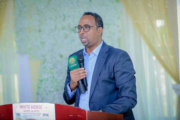FIMOORG's tweet photo. FIMO collaborating with @UNSomalia launches 3 days of workshop for Creating Space for Female Journalists through Social Media.

25 female journalists from Hargeisa and Borame are participating this workshop.
#Somaliland
#WomenInMedia
#CreatingSpace
#DigitalMedia https://t.co/w2oucoLgo4