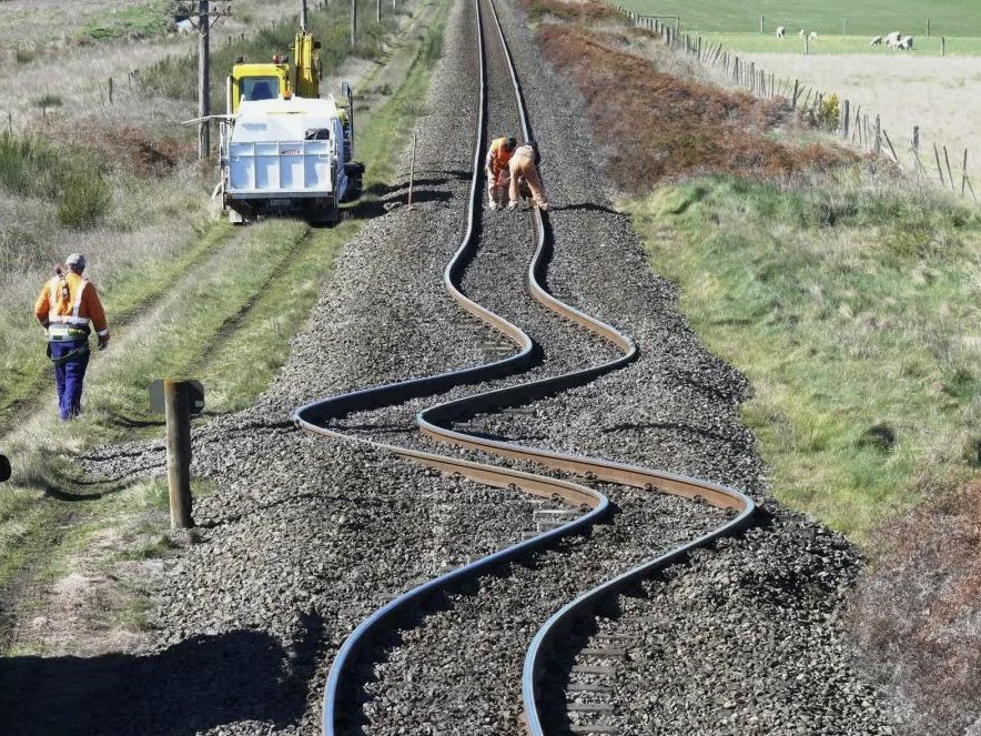 CllrMcHuntSNP's tweet photo. Today I officially opened our new railway extension. @theSNP have worked hard with Network Rail to ensure that the track meets the standard you expect from us.  

ScotRail trains begin service tomorrow from only £119 (off-peak, single) for a 10 minute journey to the next town. https://t.co/j2Bq90JrCX