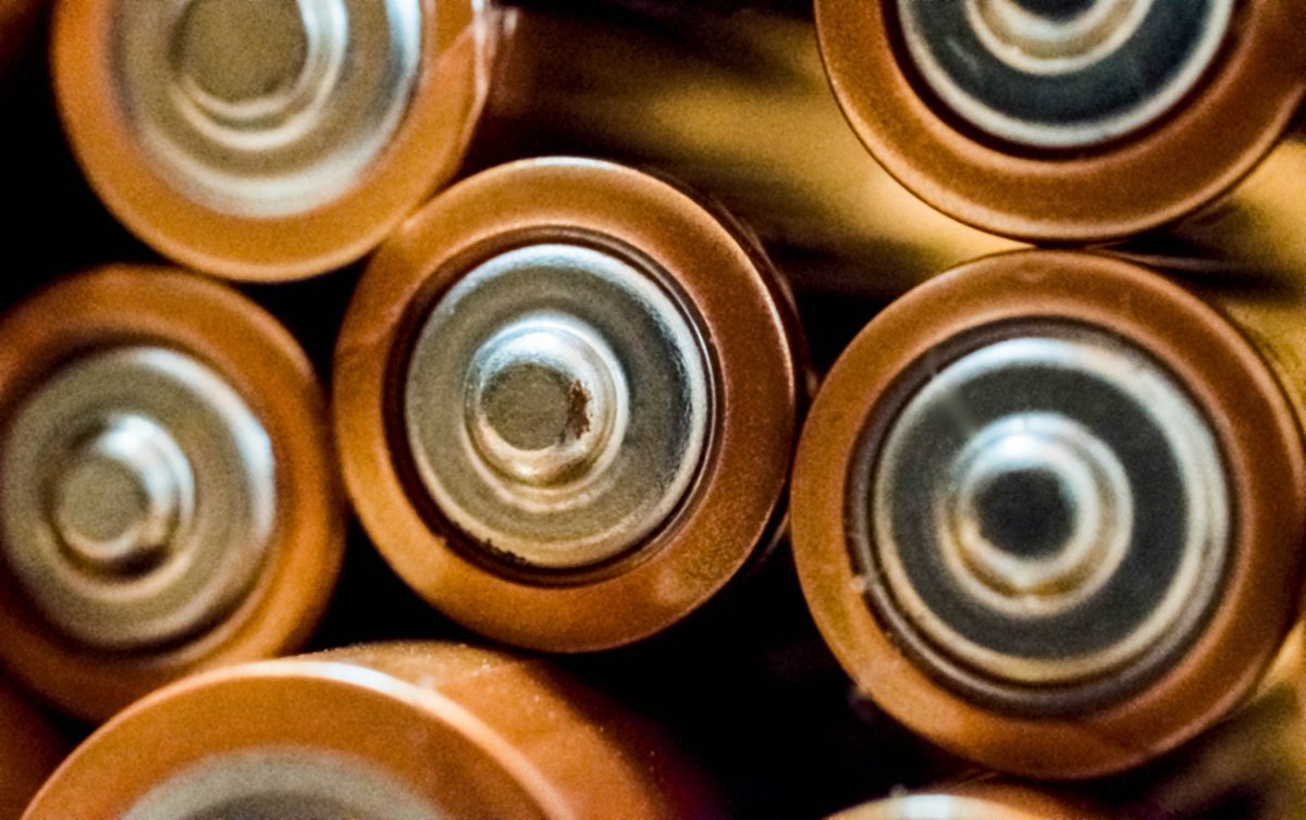 The ORC has received a new £1.25 million EPSRC grant in collaboration with the School of Chemistry which is proposing a radical rethink of battery technology. Follow the link to find out more: orc.soton.ac.uk/news/7124