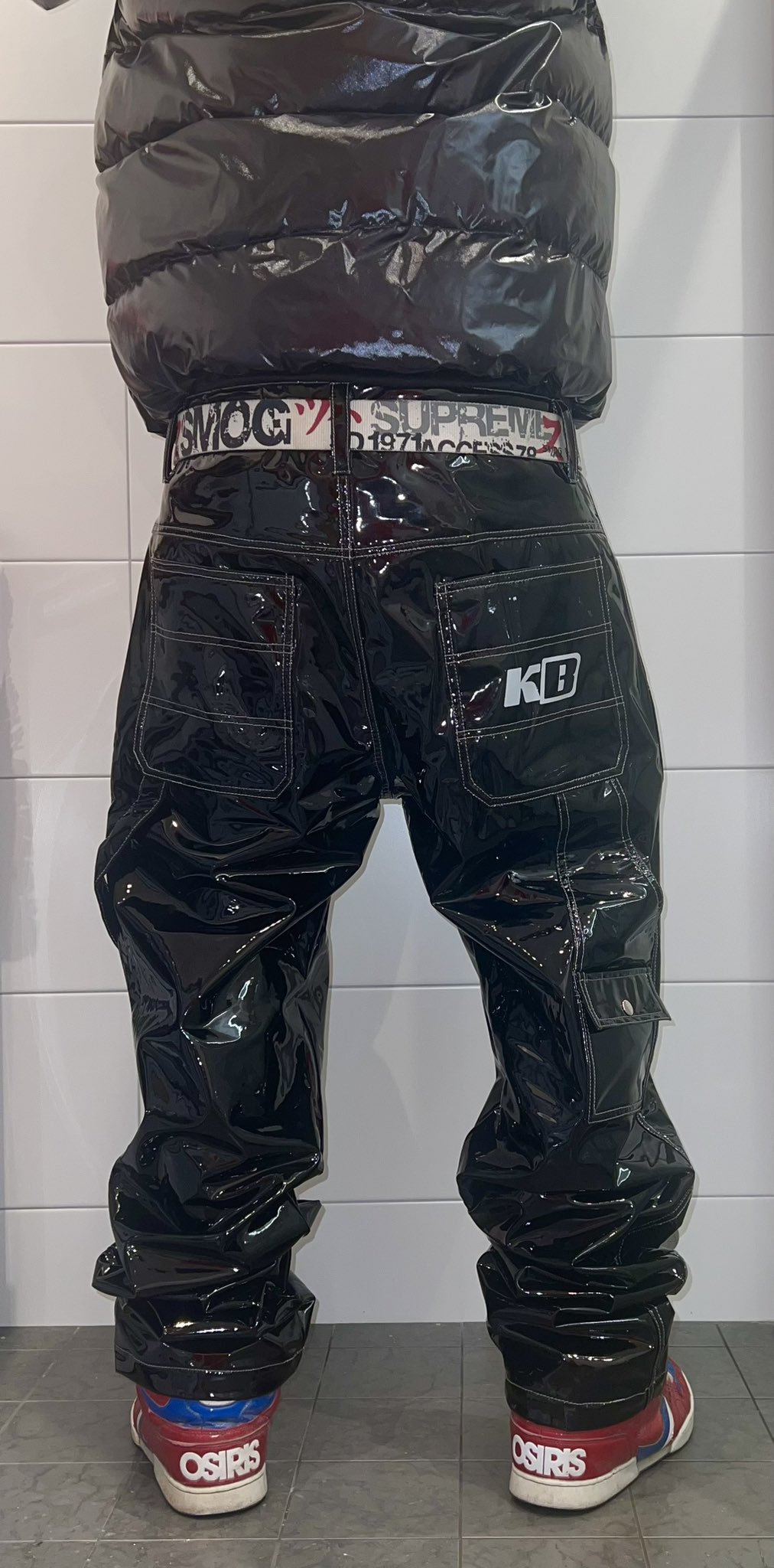 AdidasWanker on X: "Finally my @karabro912997 shiny baggy jeans arrived  today! First impressions are awesome shine and quality, feels really nice  to wear! There will be more pics of these count on