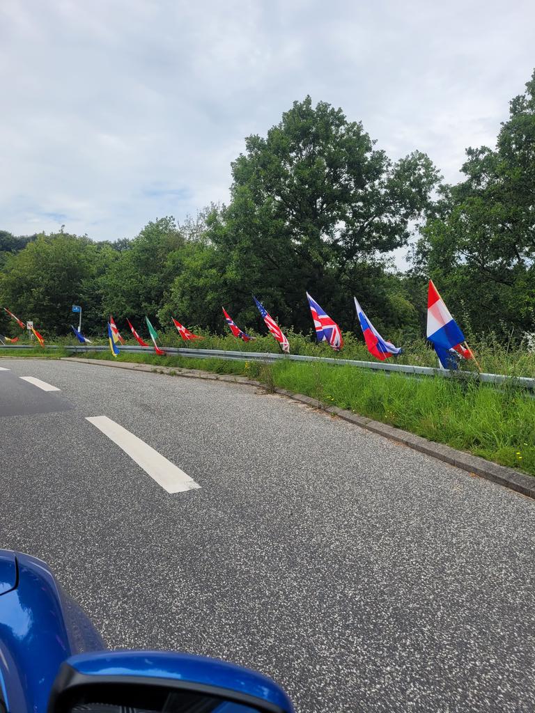 Truntemus73's tweet photo. Melder KRIDTBAKKEN klar! 💪🏻 #PNDR #PNDR23 #cycling #cyklingdk #Rebild #Skørping #ForChris 🇩🇰🇩🇰🇩🇰🚴🏻 https://t.co/ZzneFQeqMw