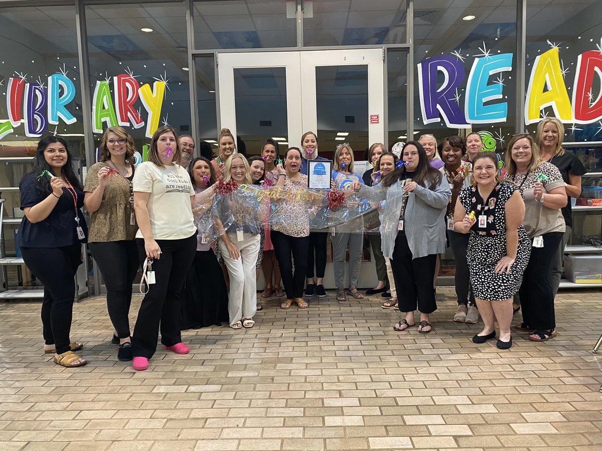 ecolleengreen's tweet image. #restorativepractices
#movingforward