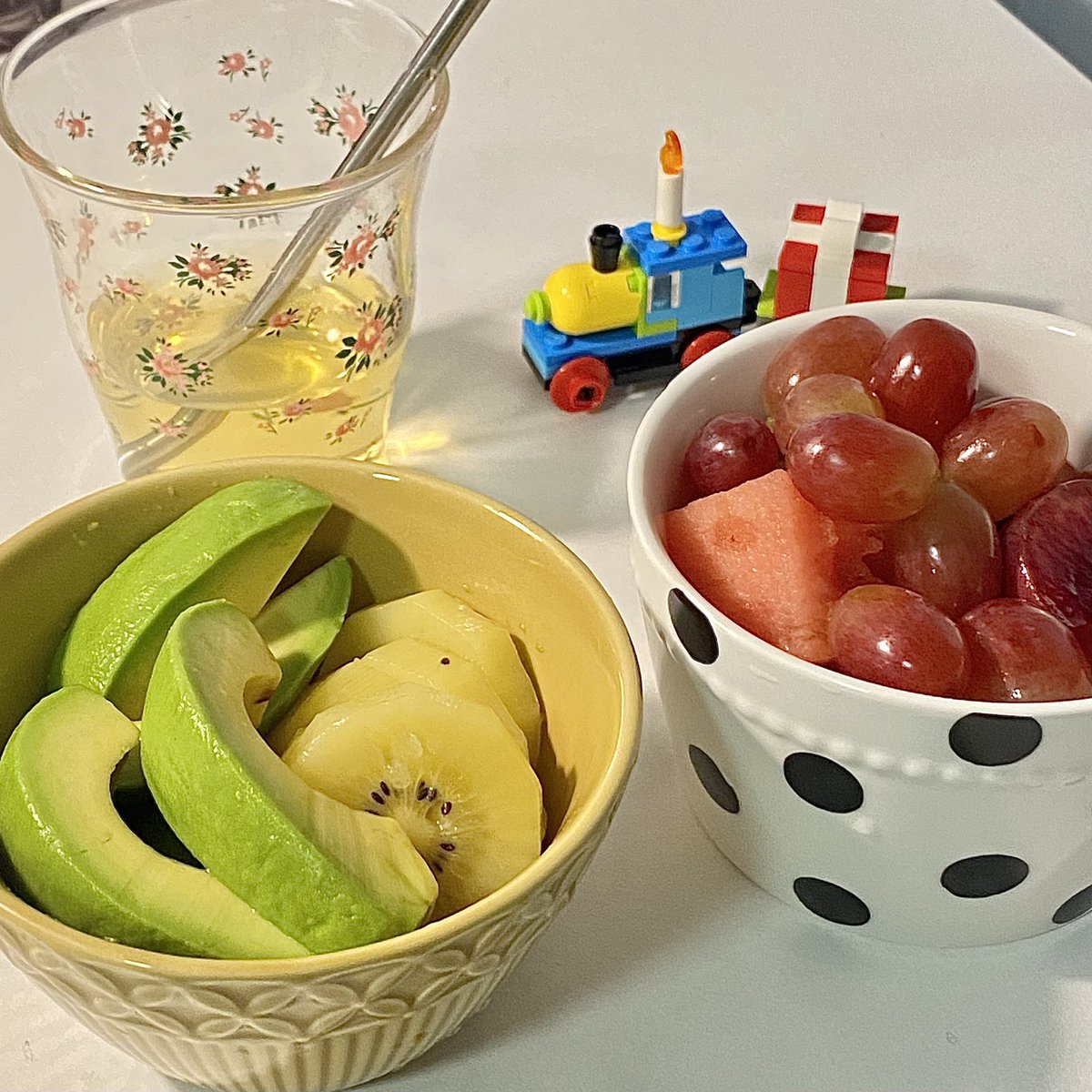 再忙也不要忘了吃水果噢
☺🥝🥑🍇🍉