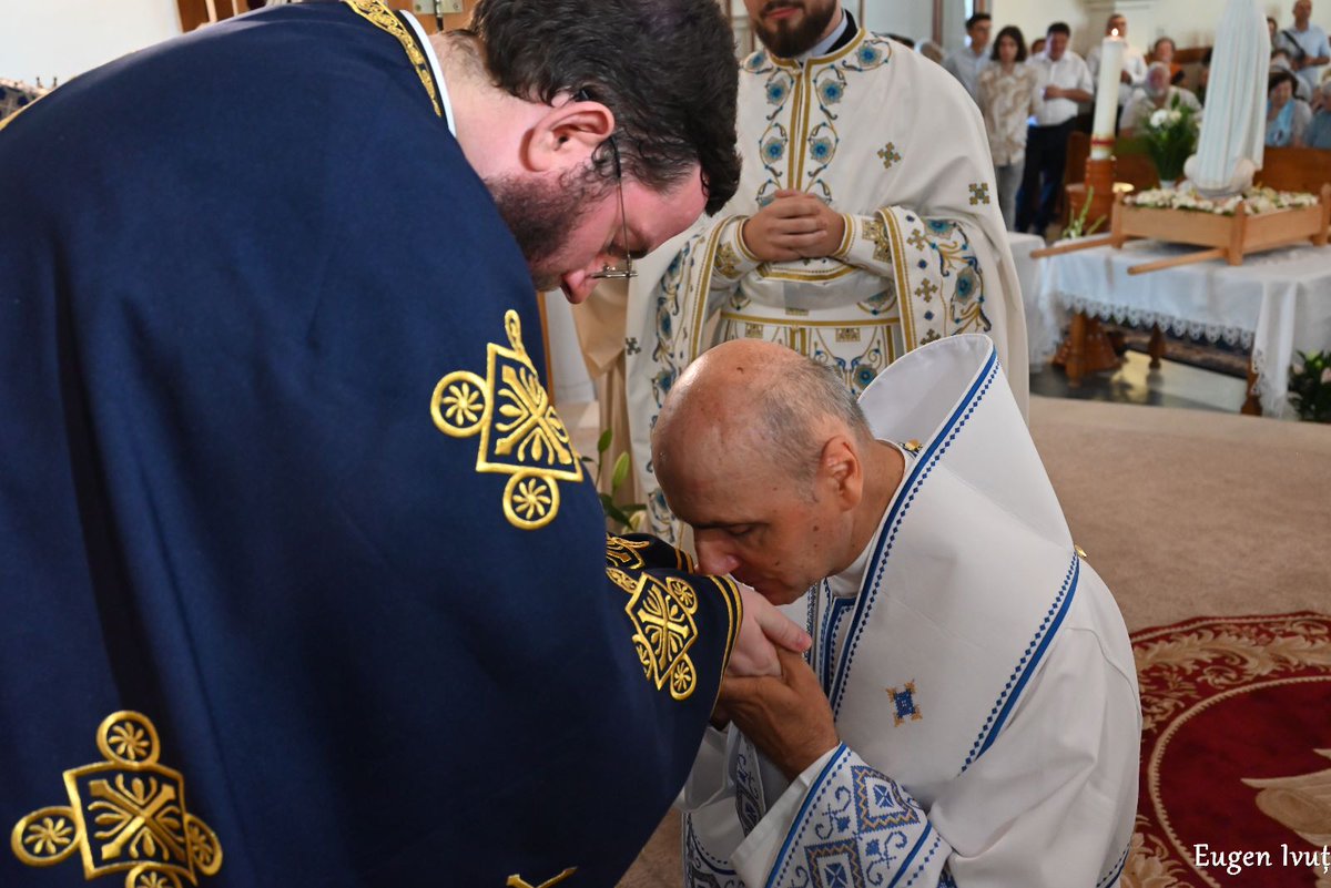 León de Nemea tweet media