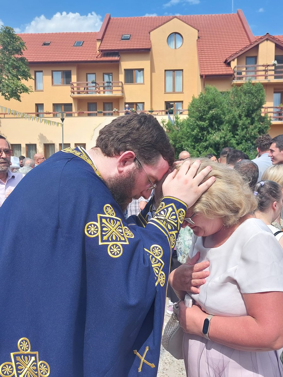 León de Nemea tweet media