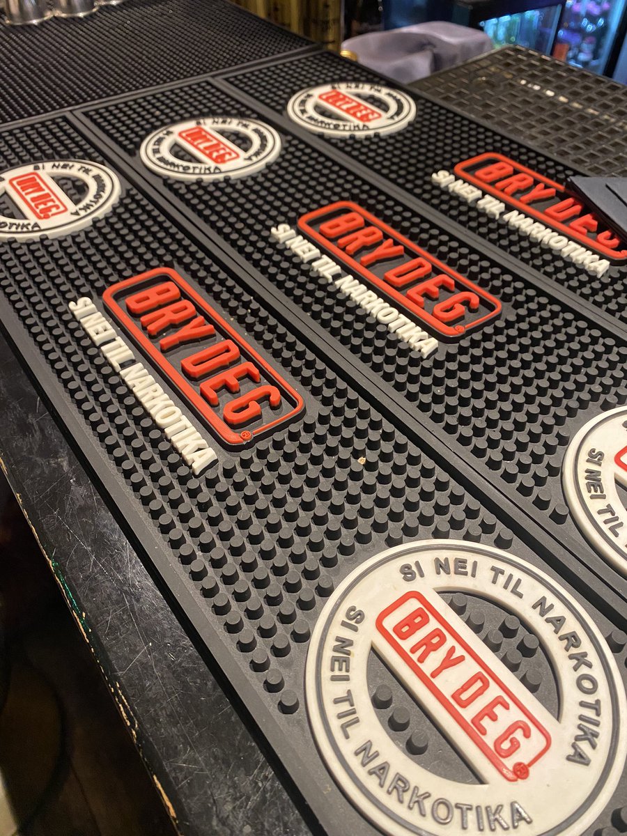 På et utested i Arendal…😤