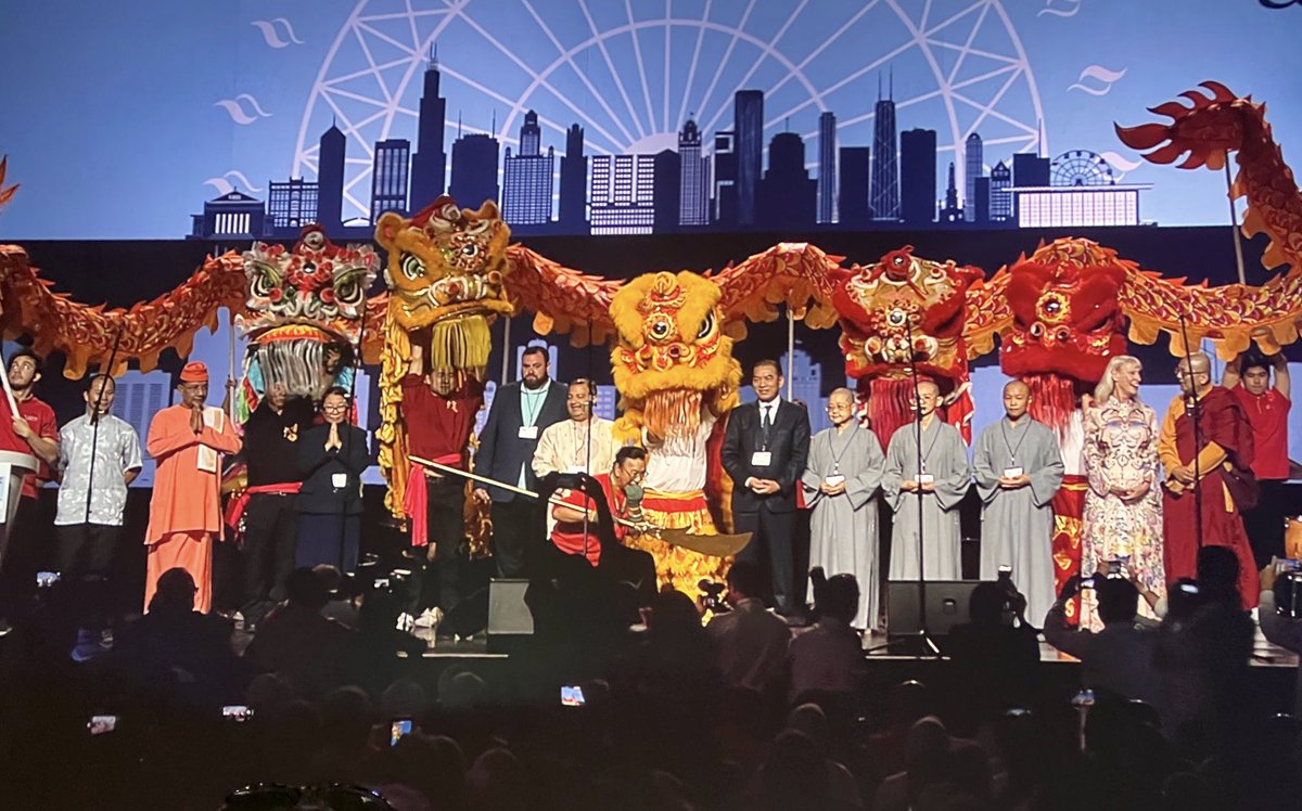 BDG news: Interfaith Dialogue: Parliament of the World’s Religions Convenes in Chicago with a Focus on Human Rights

Read here: bit.ly/47zvkwm

#buddhism #religion #interfaith #interfaithdialogue #chicago #usa #humanrights #equality #racism #authoritarianism #oppression