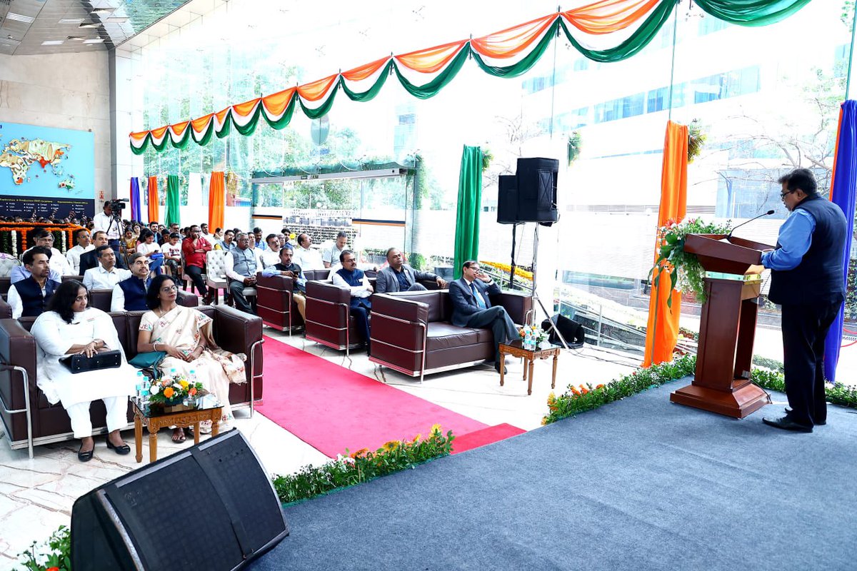 Reaffirming the steadfast commitment of furthering nation's growth, IndianOil has put Nation First as one of the Core values. On this Independence Day, we resolve to fuel the country's journey towards Atmanirbhar Bharat.