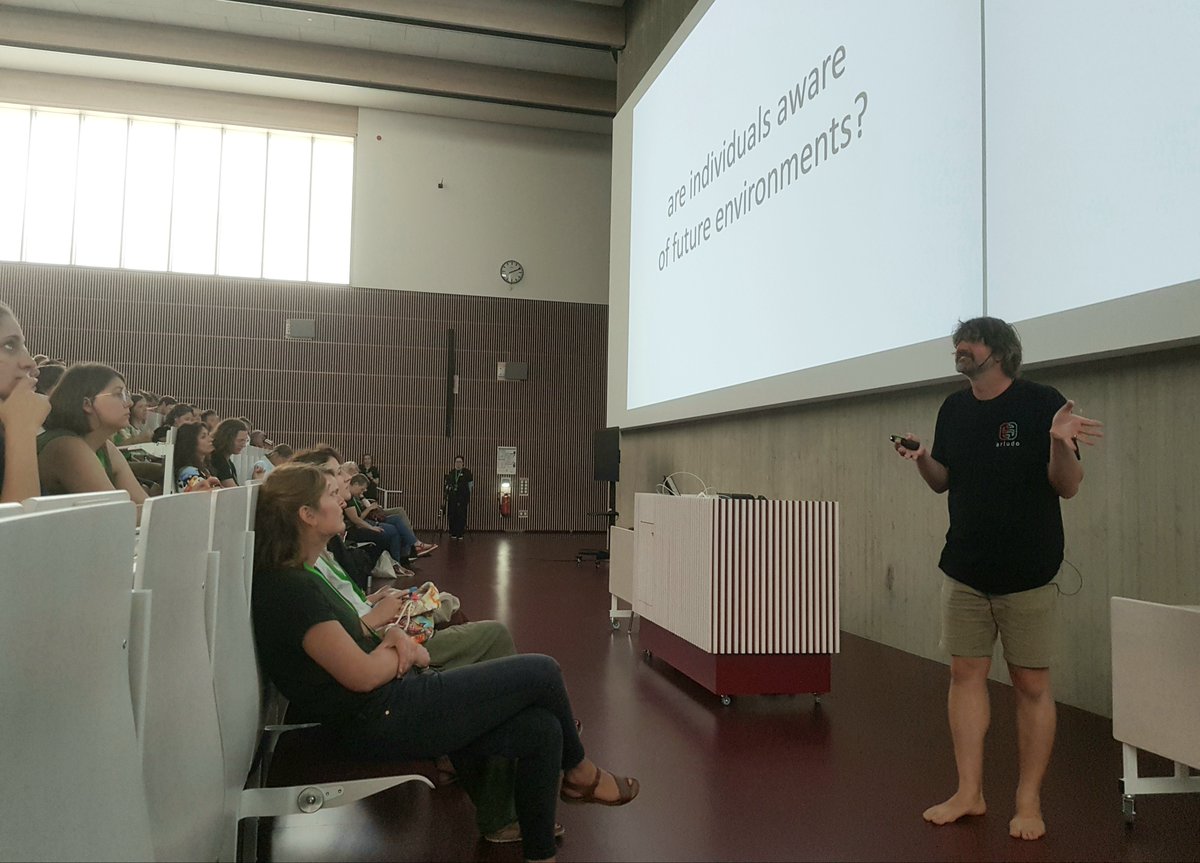 Behaviour 2023 (@2023behaviour) on Twitter photo What an entertaining plenary talk by <a href="/mkasumovic/">Michael Kasumovic</a> connecting spiders, human behaviour, video games and sexism 🕷🎮 #Behaviour2023 What an entertaining plenary talk by <a href="/mkasumovic/">Michael Kasumovic</a> connecting spiders, human behaviour, video games and sexism 🕷🎮 #Behaviour2023