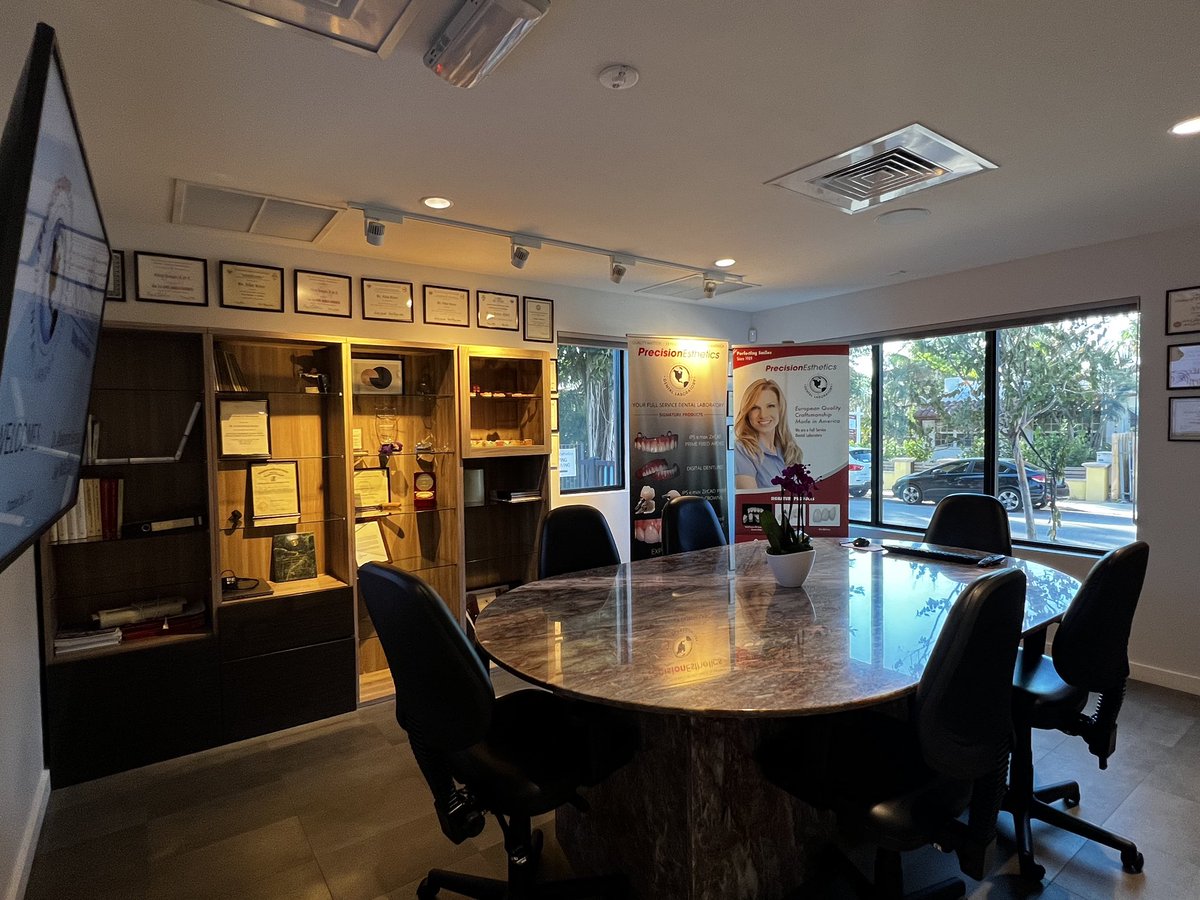 PE_DentalLab's tweet image. Our conference room is where the magic happens ✨

Built by local contractors, our modern conference room is the heart of our teaching and education center. 

Schedule a tour of the lab today and see for yourself 👇

precisionesthetics.com/contact
.
.
.
#dentallab #dentallabtech