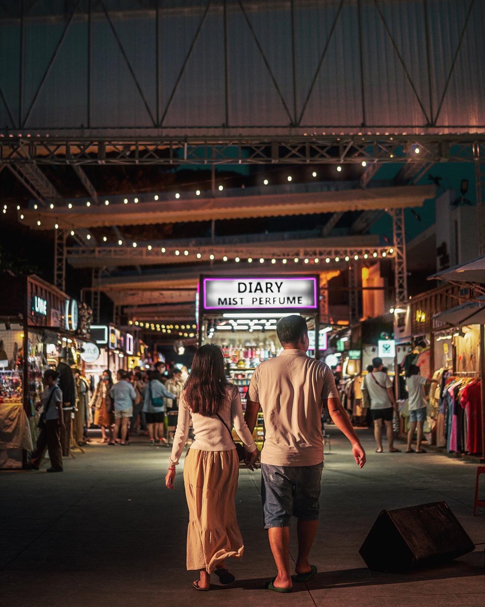 Khoadotbio's tweet photo. Saigon at Night
#saigon #SONY #SonyAlpha #sonya6400 #sigma35art https://t.co/HXyqEznSII