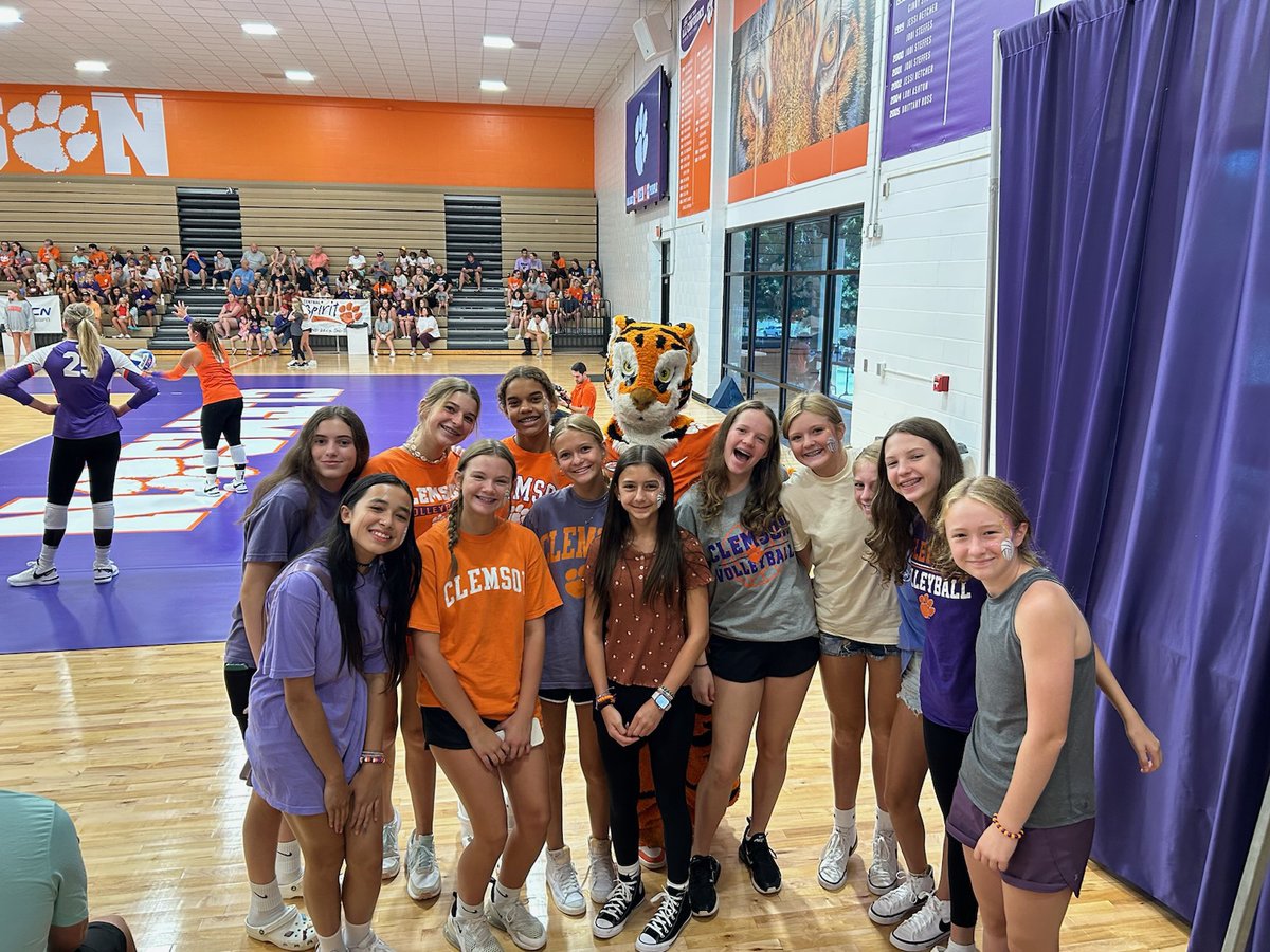 The Gettys Volleyball Teams had a great time at the <a href="/ClemsonVB/">Clemson Volleyball 🏐</a>  Block Party and Orange/Purple Scrimmage on Saturday. 

They had a great first week of practice and will be exciting to watch this season!