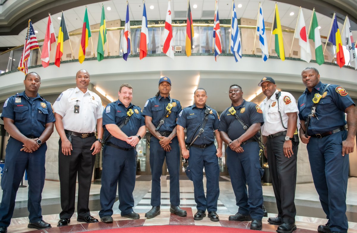 Good morning from Atlanta City Hall! 🫶 We are proud to serve Atlanta and Atlantans.  
#CityHallSelfie