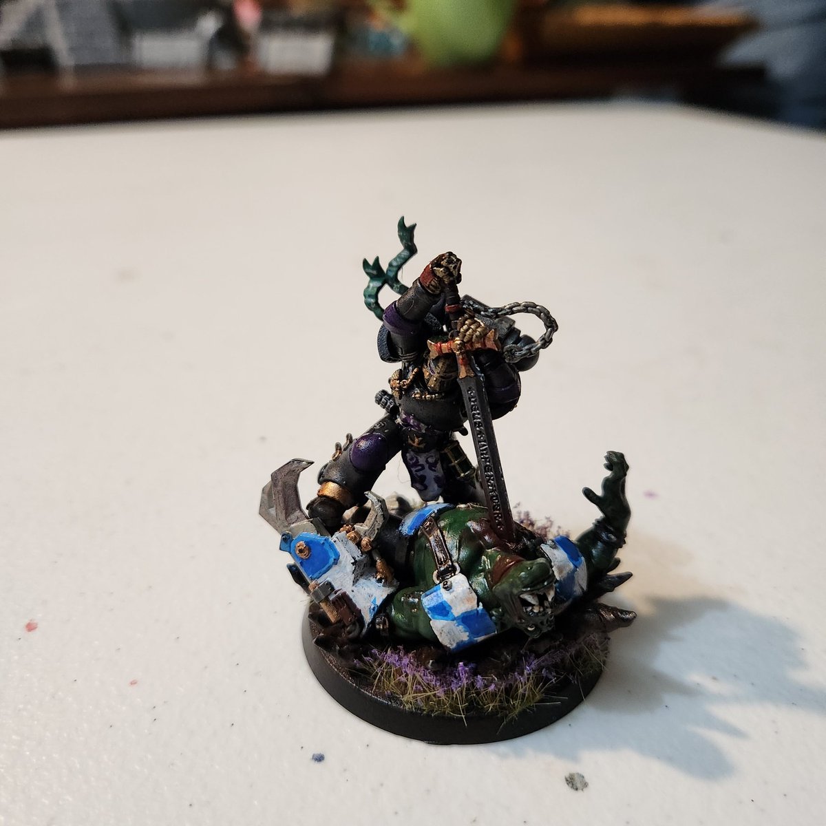Crowmen (@epiclyholo) on Twitter photo 2023-08-15 13:14:26 The photos don't do it any justice but here is something I'm rather proud of. #warhammer40k #blacktemplar #hobby The photos don't do it any justice but here is something I'm rather proud of. #warhammer40k #blacktemplar #hobby