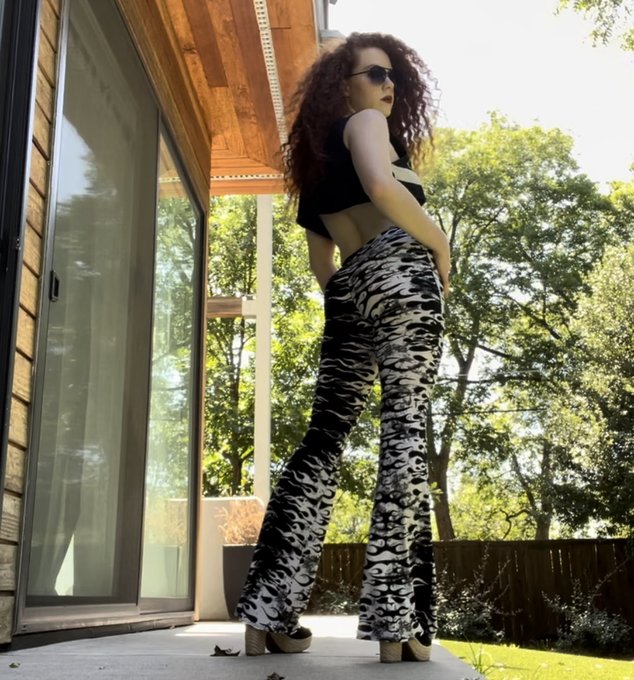 Im gonna miss summertime https://t.co/HLo0GitTZJ<a href="/tag/themonster"class="tags"><span>#themonster</span></a>