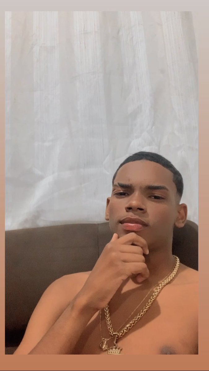 Nós vive e deixa viver, oq veio pra abalar só fortaleceu, não rendo nem dependo, muito menos me rendo..✌🏽🙅🏻‍♂️🧠💭