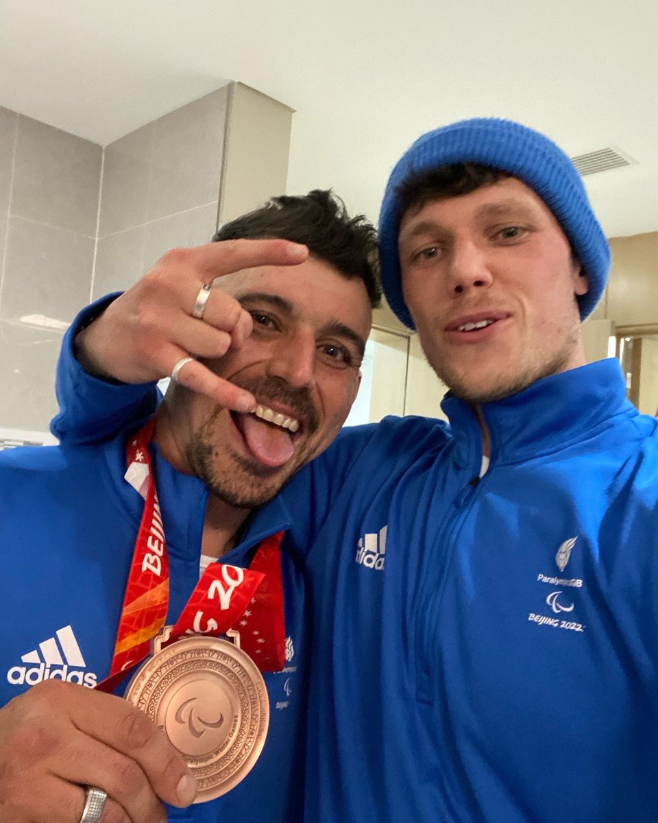 Ollie Hill 🤙 tweet media