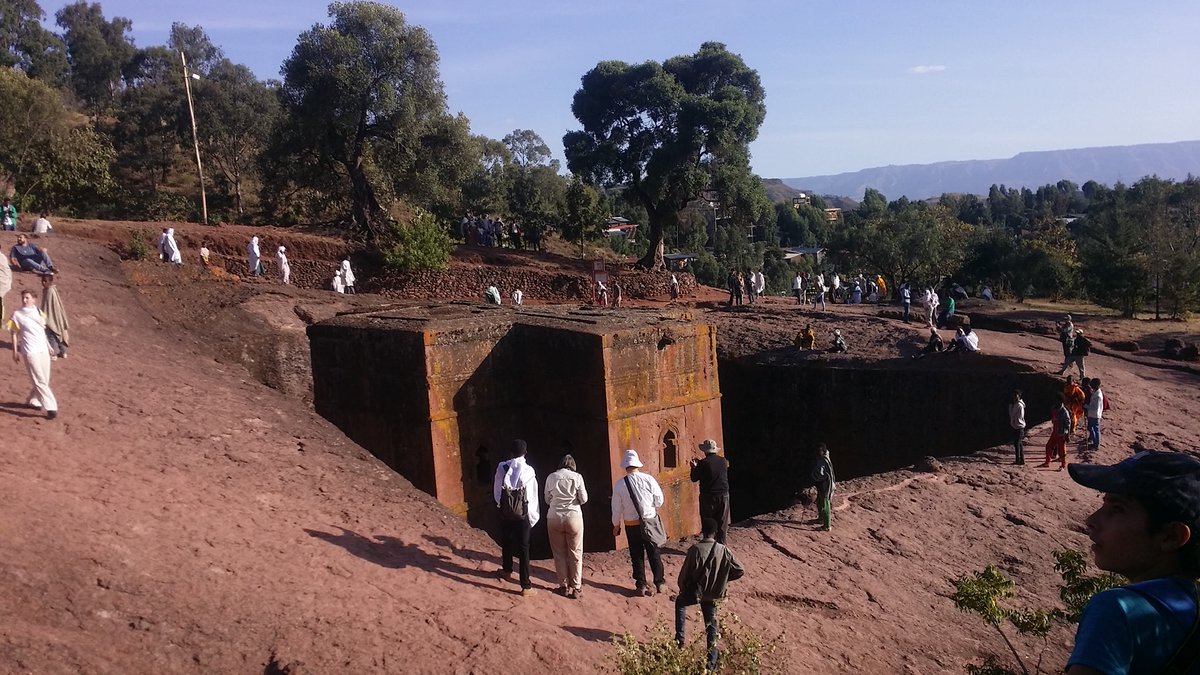 Exoticethiopian's tweet photo. Embrace the power of peace and let it unite us all. May every heart be filled with love, understanding, &amp; a desire for harmony. 
#PeaceToAllHumanity #OneLove #PeaceForEthiopia #Lalibela #StGeorgeChurch #VisitEthiopia
@visiteth251 https://t.co/JwLixq0CnX