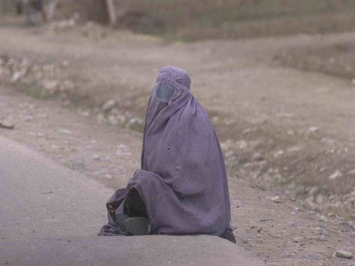 It is two years since Kabul fell. 

From inside Afghanistan, my plea is that you don’t forget us. Afghan women need action.

Please stand with Afghan women. 

Please don’t recognize the Taliban.

Please let Afghan women learn.

#SpeakUpForAfghanWomen
#AfghanWomensRights