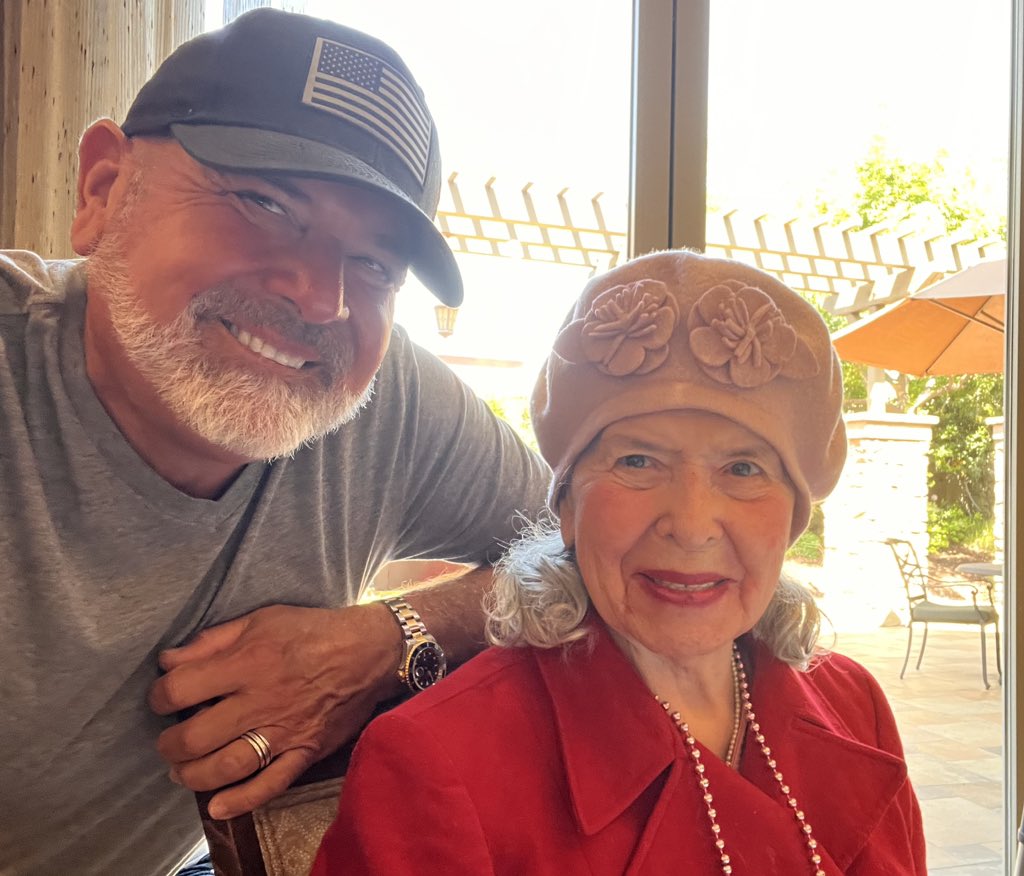 TheRealPRam's tweet photo. Grabbing coffee and breakfast with #Mom. https://t.co/yyWpbPMsb3