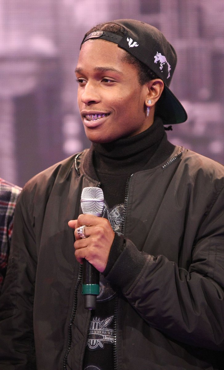 asaprockybra's tweet photo. A$AP Rocky no programa 106 &amp; Park, 2013 https://t.co/NY9Mv4Javy