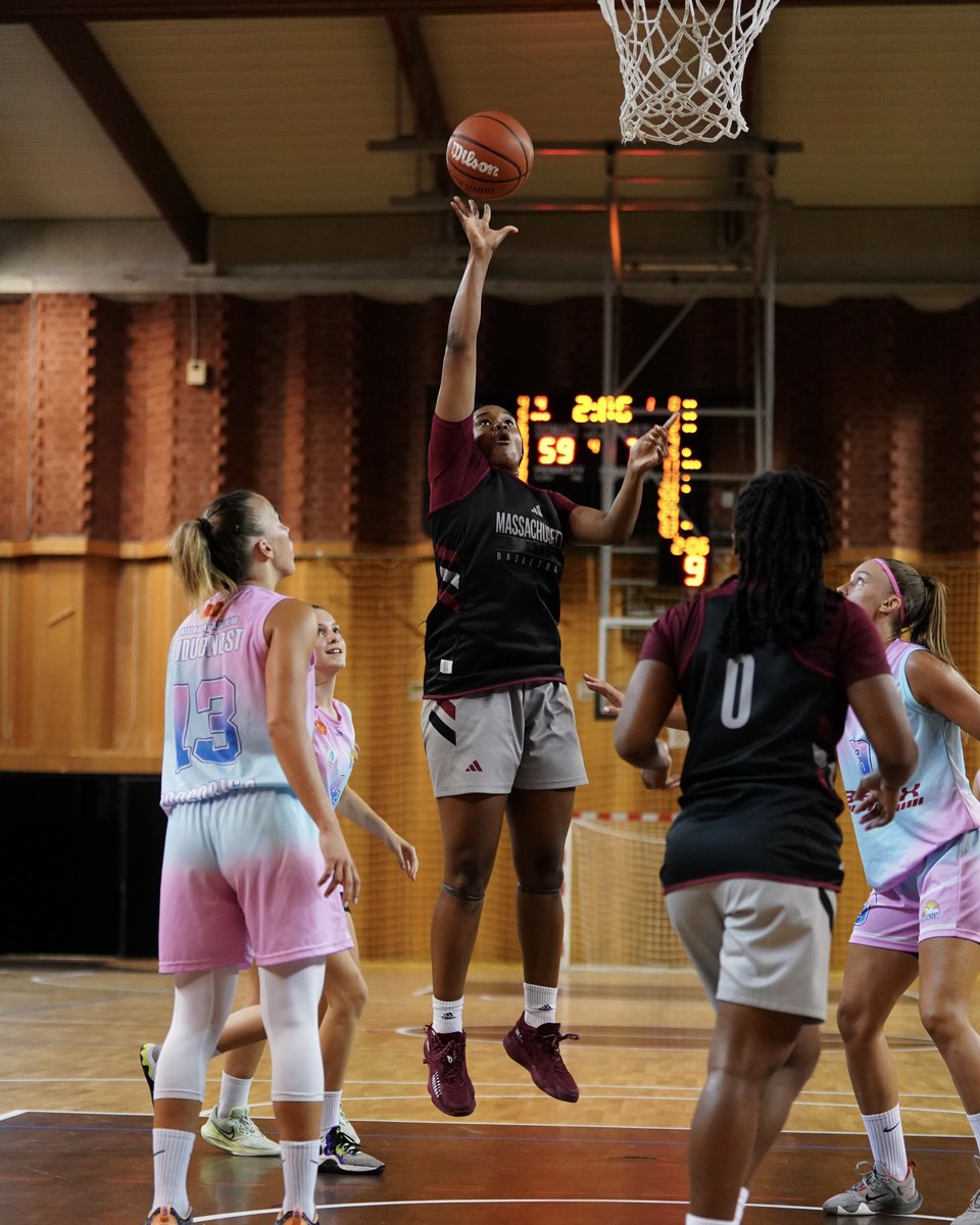UMass Women's Basketball tweet media