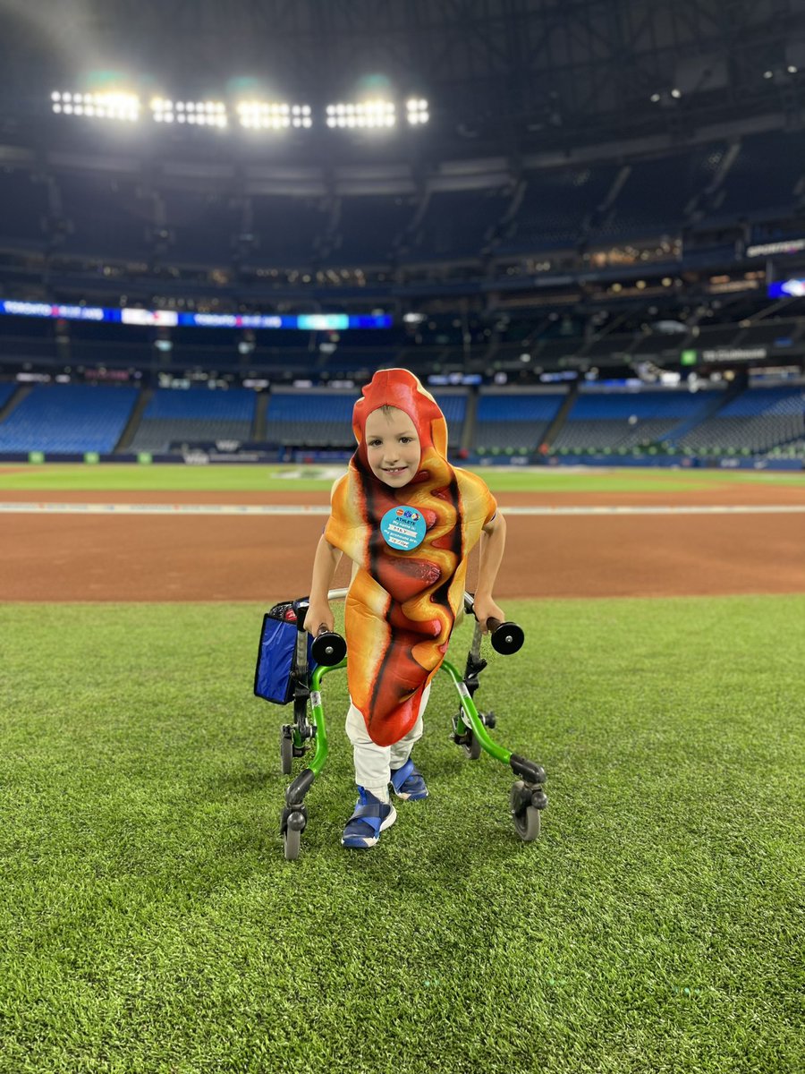 Max Roos tweet media