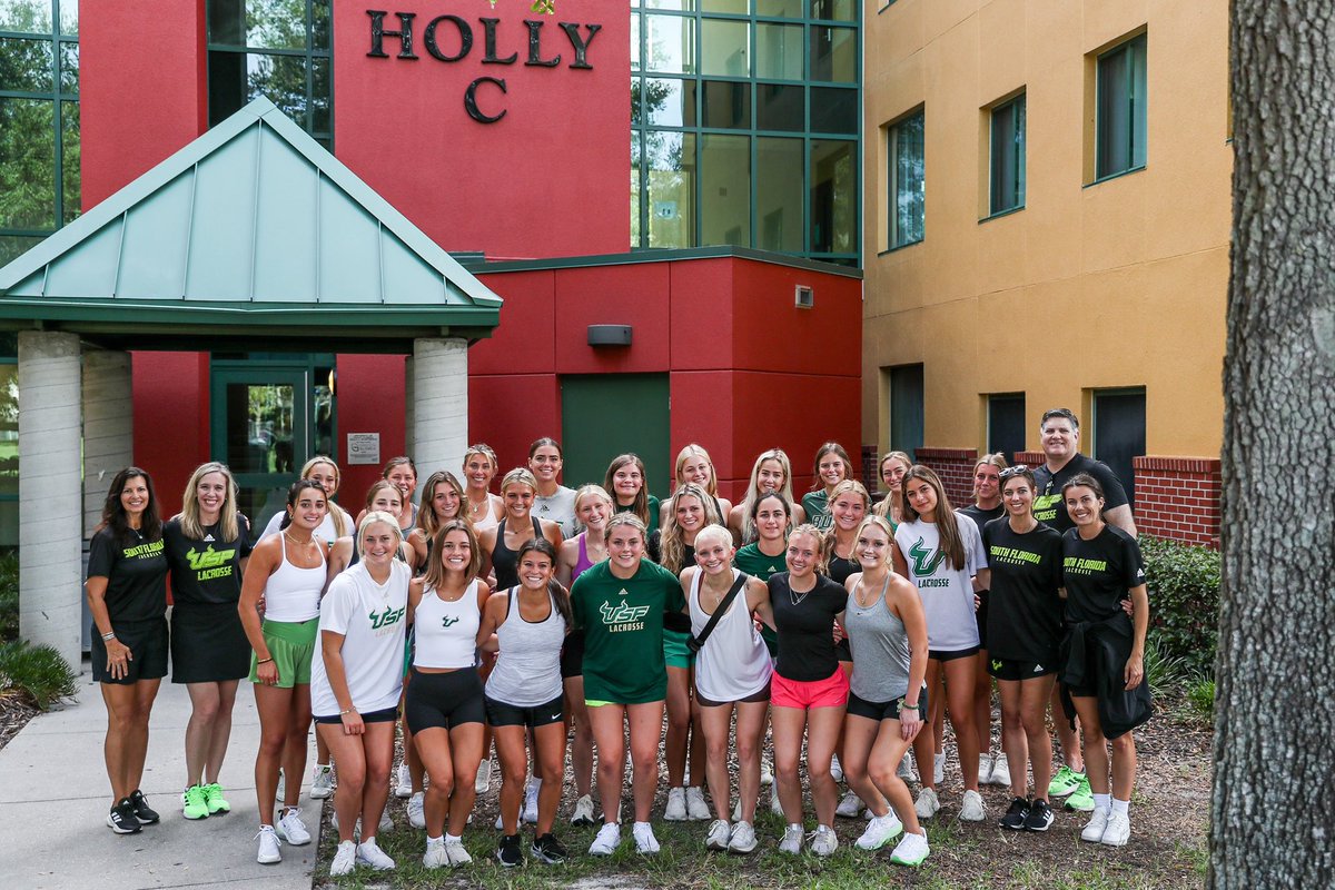 They’re Here!!!

A fantastic morning welcoming our VERY FIRST Class to campus!

#HornsUp🤘