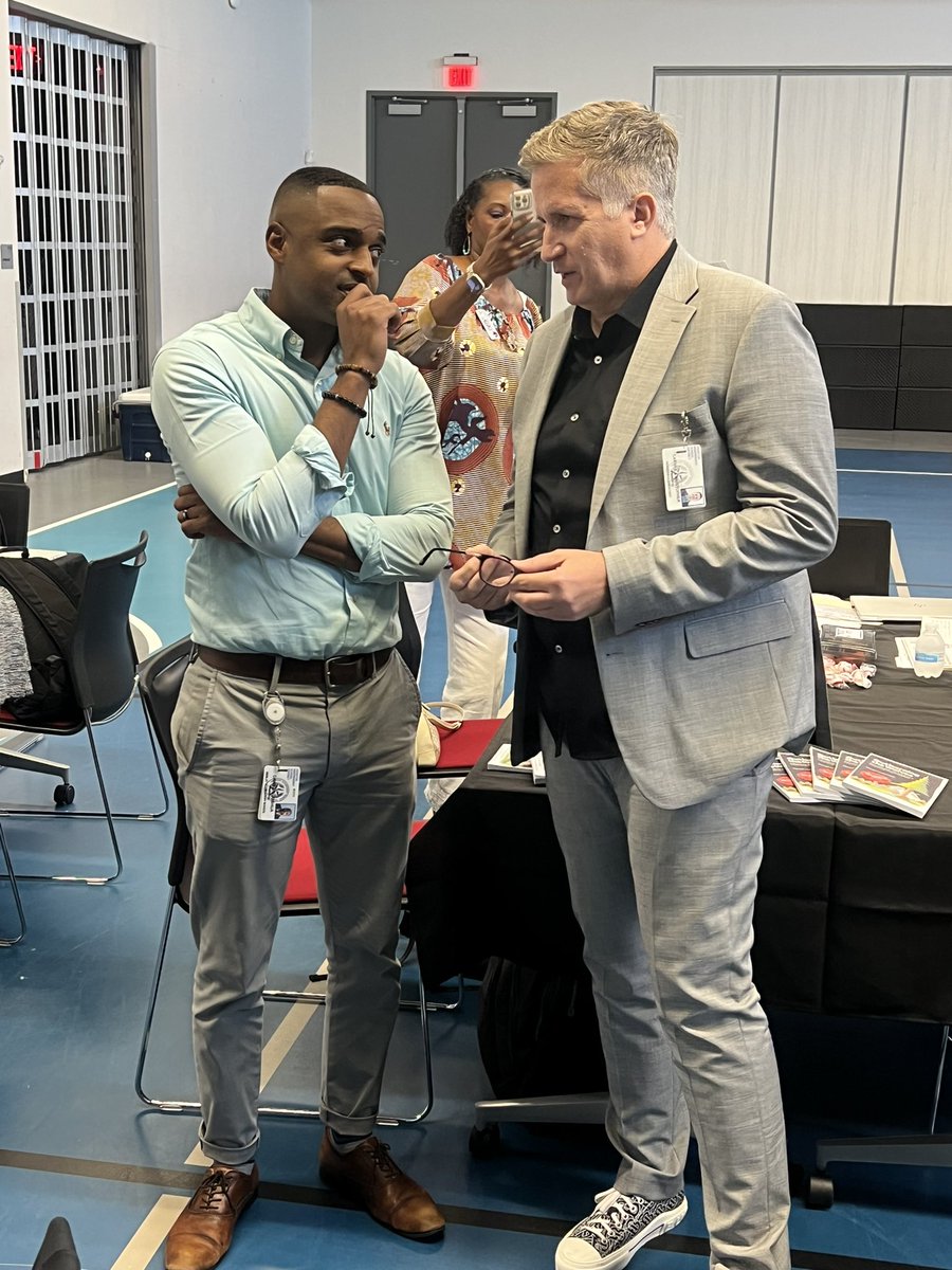 Leigha Curry tweet media