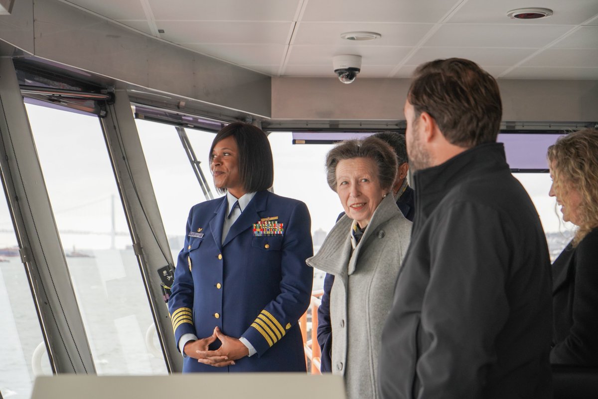 Wishing Her Royal Highness The Princess Royal a very Happy Birthday! 🎂 📸: Last October, Her Royal Highness visited New York City, where she rode the iconic Staten Island Ferry and hosted an Investiture Ceremony. 🇺🇸