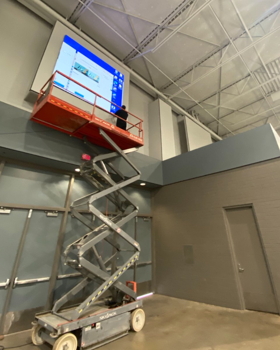 ClearLED's tweet photo. 🙌 Thrilled to share an exclusive sneak peek behind the scenes at ClearLED! Our talented installation team is hard at work, bringing the future of displays to life at the Tucson Convention Center with our transparent LED technology.
#ClearLED #TransparentLED #BehindTheScenes https://t.co/YRX82lCXFG