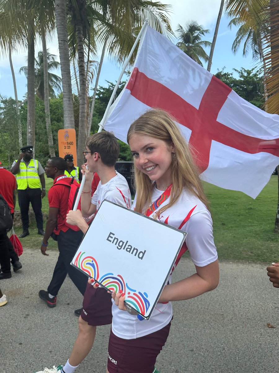 Having the opportunity to represent @TeamEngland and Captain the Fast5 team to a  bronze medal 🥉 was an incredible experience with the best group of girls and staff🔥, a big thank you to @sheonahforbes for all your support in my netball journey and good luck for the future💖