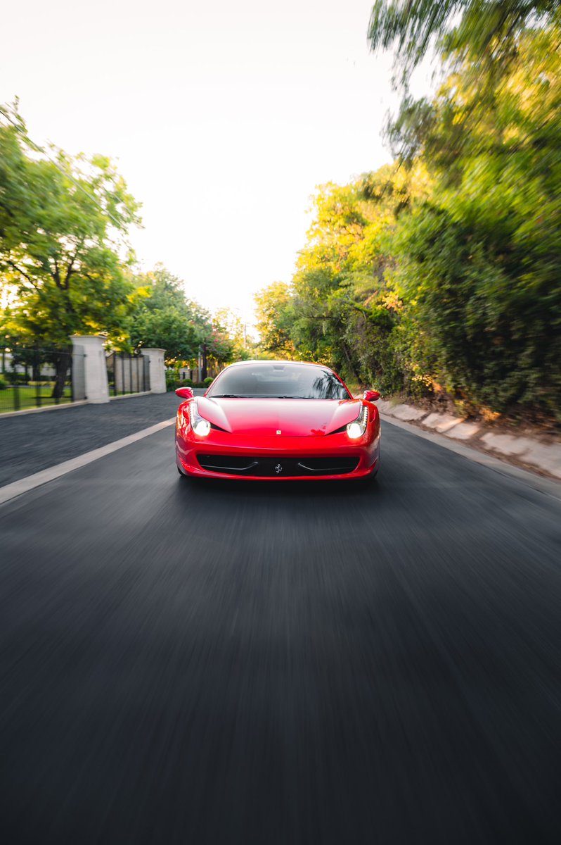 DillonH76's tweet photo. 458 ITALIA &amp; 812 GTS https://t.co/PyWTtmTC2v