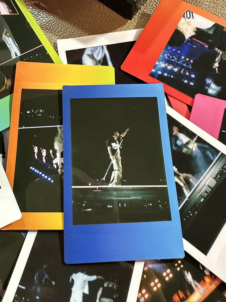katie0hall's tweet photo. @jonasbrothers @joejonas 🎉 https://t.co/kzDe9Gukxs